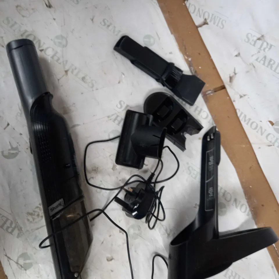 SHARK CORDLESS HANDHELD VACUUM CLEANER