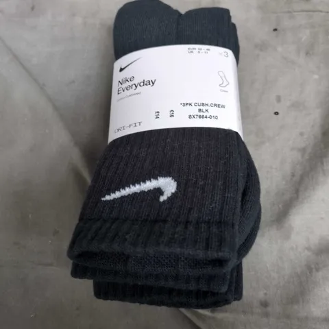 NIKE EVERYDAY CREW SOCKS β BLACK, 3 PACK, UK 8-11 (EUR 42-46)