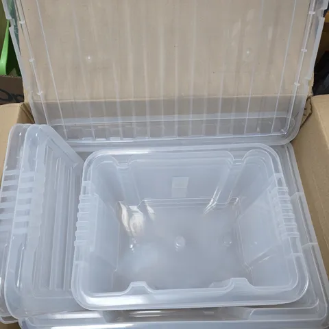 LOT OF APPROXIMATELY 6 CLEAR PLASTIC STORAGE BOXES WITH LIDS - 3 X LARGE AND 3 X SMALL