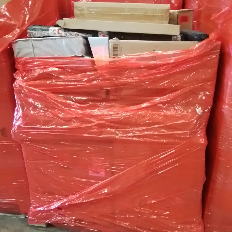 PALLET CONTAINING ASSORTED PRODUCTS INCLUDING BATHWATER BARRIER, HOLLYWOOD MAKEUP MIRROR & BADMINTON RACKETS