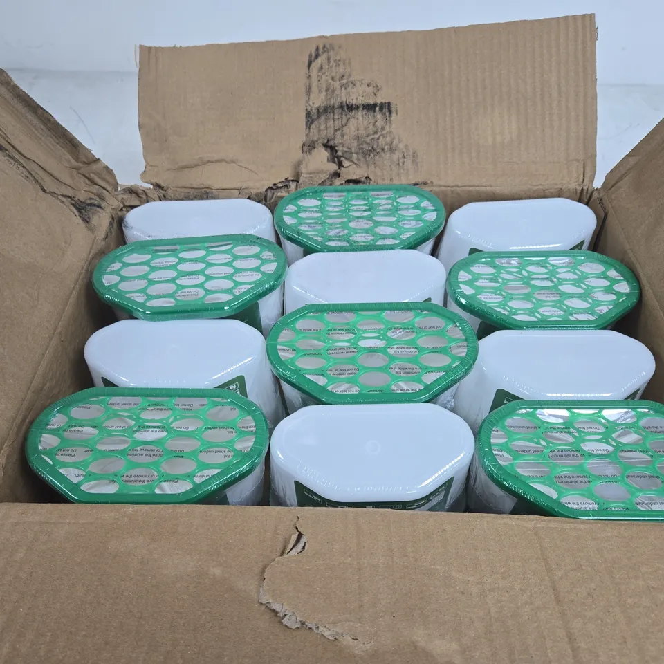 BOX OF 12 DIV CHI INTERIOR DEHUMIDIFIER