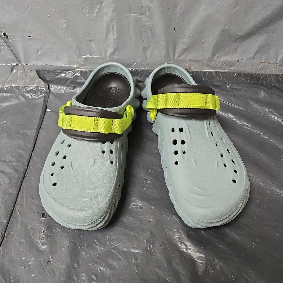 UNBOXED PAIR OF CROCS ECHO CLOGS IN GREY - M 12