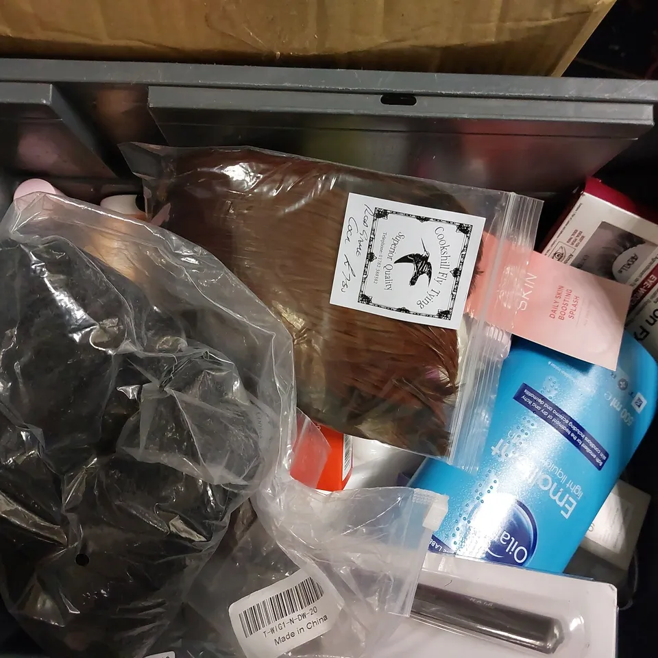BOX OF APPROX 20 COSMETIC ITEMS TO INCLUDE GARNIER MICELLAR MILKY CLEANSING WATER, FRESH BODY MILK AND HAIR EXTENSIONS