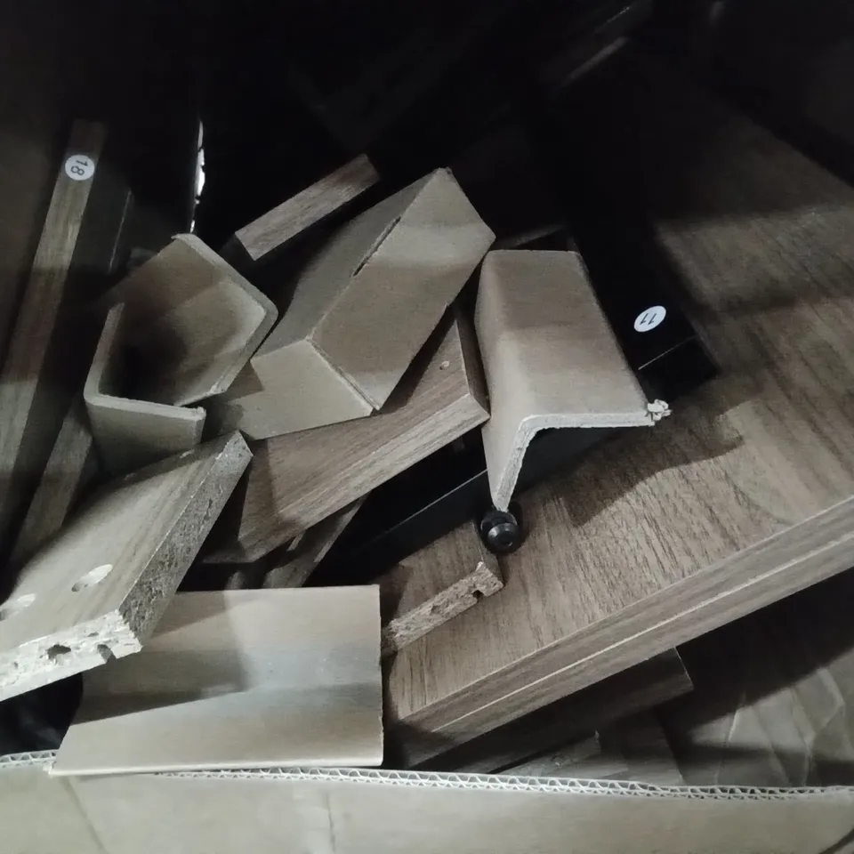 BOXED COSTWAY COMPUTER DESK WITH 3 DRAWERS AND OPEN SHELVES