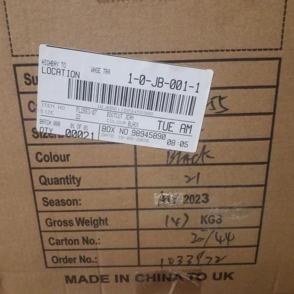 BOX CONTAINING APPROXIMATELY 21 BRAND NEW JULIPA BLACK BOOTCUT JEANS - SIZE 22