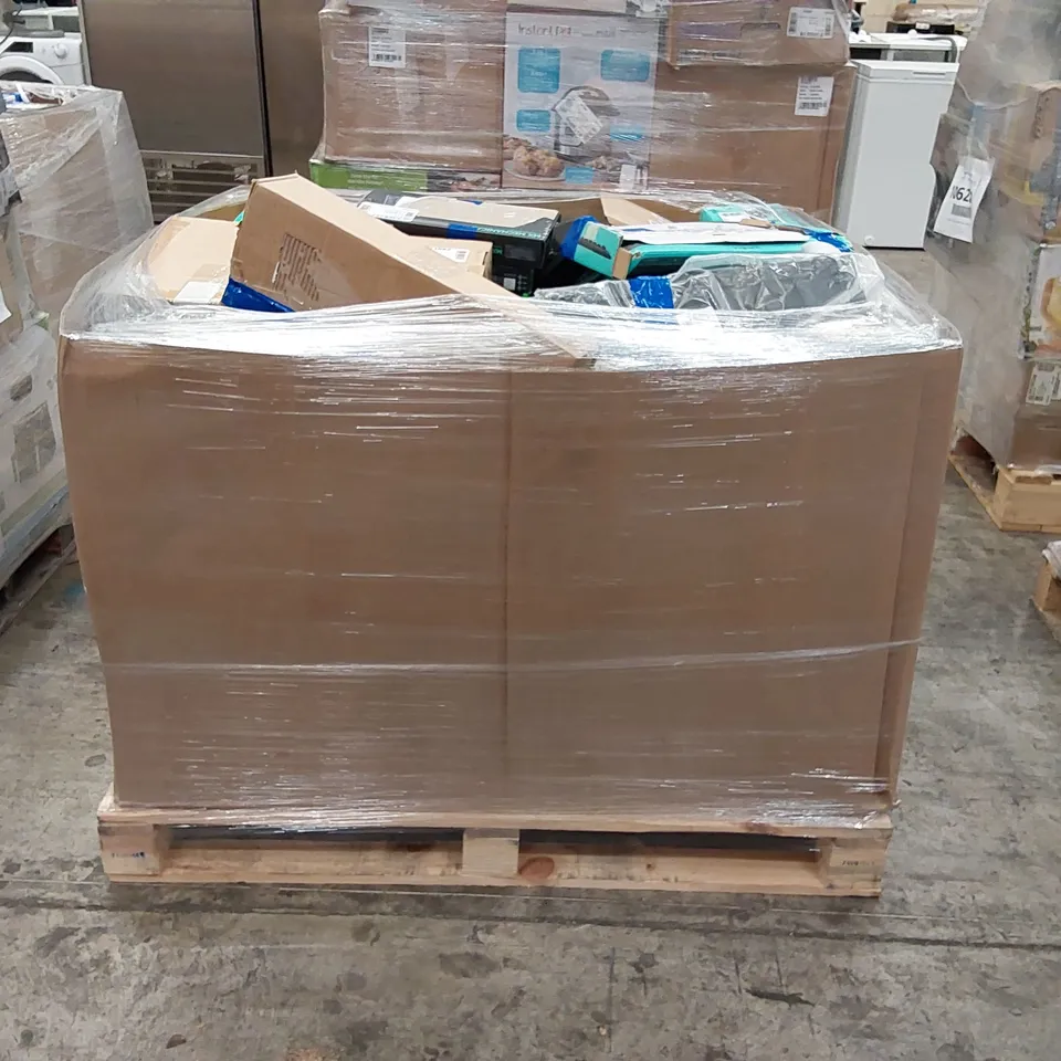 PALLET OF APPROXIMATELY 166 UNPROCESSED RAW RETURN HIGH VALUE ELECTRICAL GOODS TO INCLUDE;