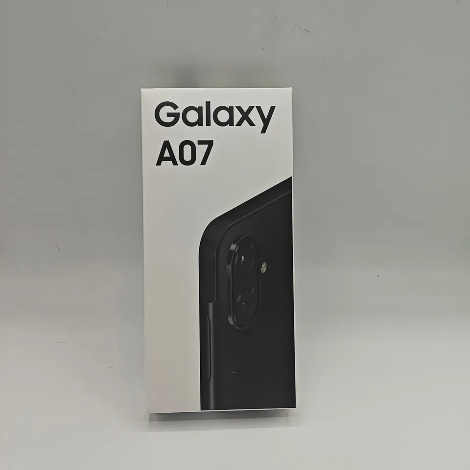 BOXED SAMSUNG GALAXY A07 4/64GB IN BLACK - SM-A075F