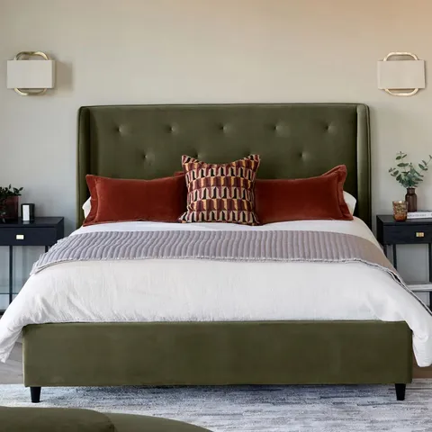 BOXED DANETTI LENORA OLIVE GREEN VELVET SUPER KING SIZE OTTOMAN STORAGE BED (3 BOXES)