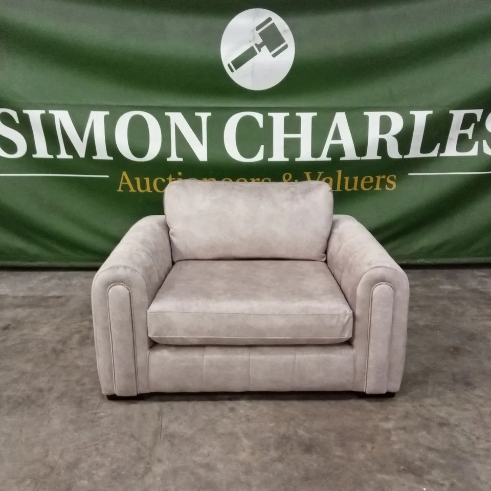 AMARA SNUGGLE CHAIR RRP £1099