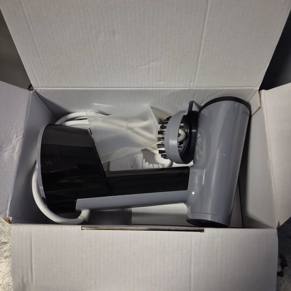 BOXED HANDHELD GARMENT STEAMER 