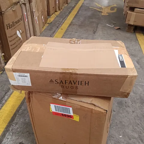 BOXED SAFAVIEH RUGS ARIZONA COLLECTION - GREEN/BEIGE (1 BOX)