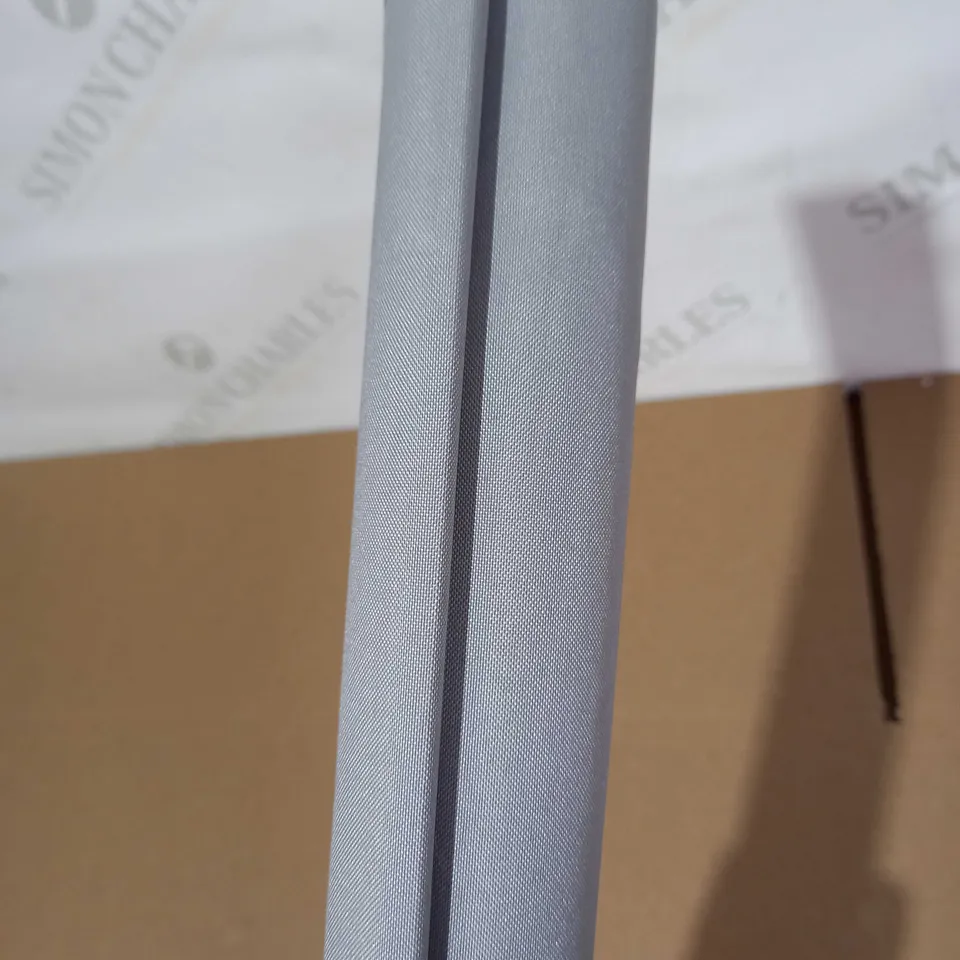 BLACKOUT ROLLER BLIND 90X160 - GREY