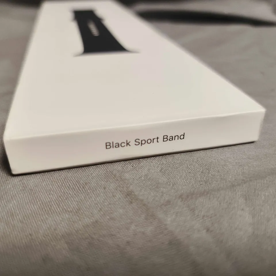 BOXED APPLE WATCH STRAP - BLACK SPORT BAND - 44MM