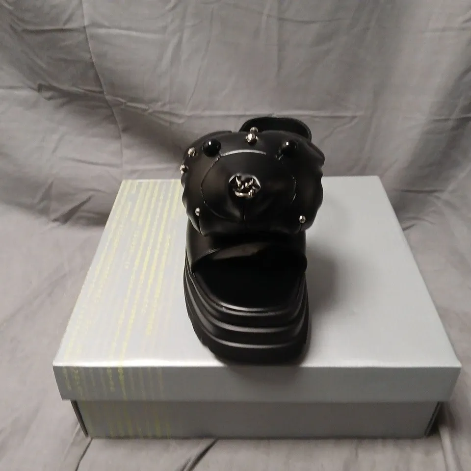 BOXED KOI ORSIN THE NEGLECTED CHUNKY SANDALS IN BLACK - UK 7