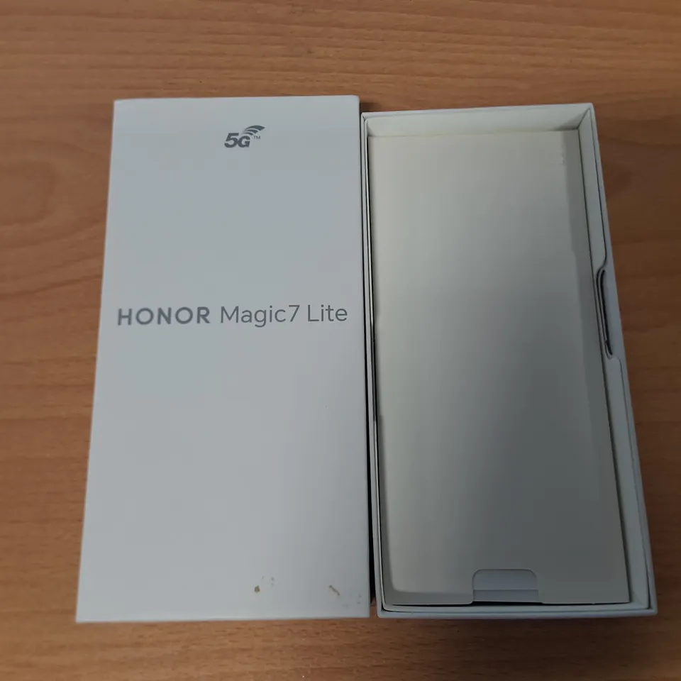BOXED HONOR MAGIC7 LITE 528GB IN TITANIUM BLACK - BRP-NX1M