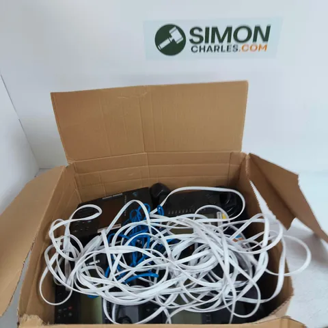 BOX OF APPROXIMATELY 12 ASSORTED TECH TO INCLUDE: NECK FAN
