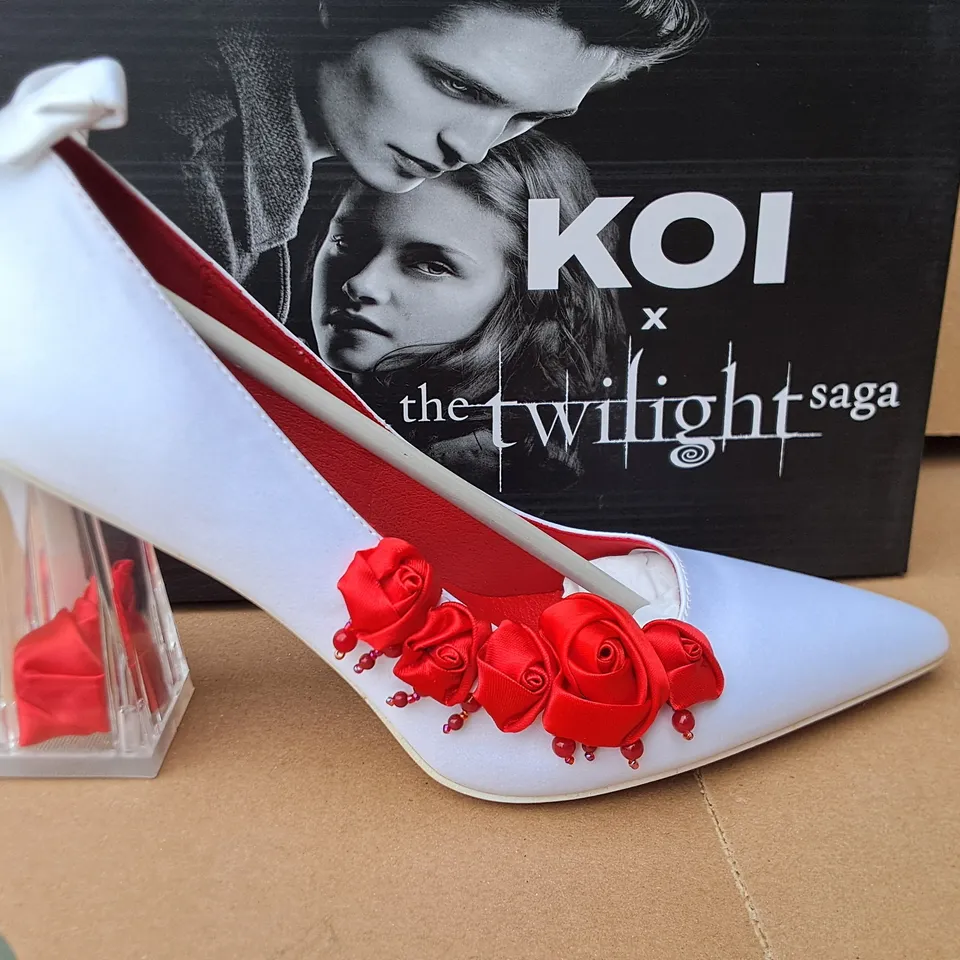 BRAND NEW BOXED KOI TWIGHLIGHT BELLA,S NIGHTMARE ROSE HEELS IN PEARL - UK 7