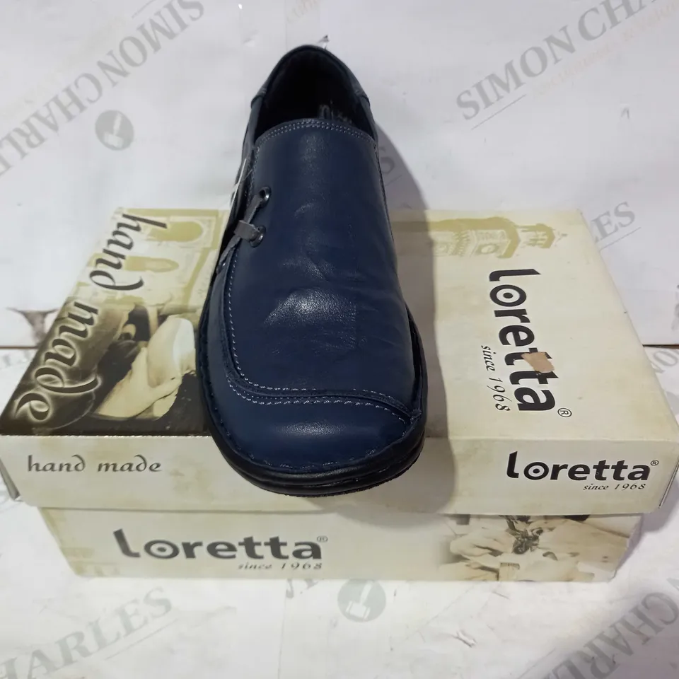 BOXED PAIR OF LORETTA FAUX LEATHER SLIP-ON SHOES IN NAVY EU SIZE 39