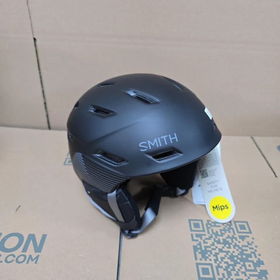 BOXED SMITH MISSION MIPS HELMET IN BLACK - SMALL