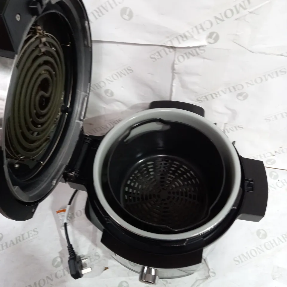 NINJA FOODI SMARTLID 7.5L MULTI COOKER & AIR FRYER