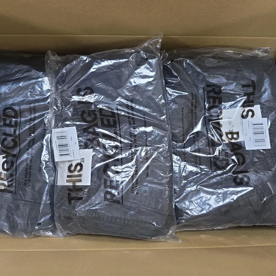 10 BAGGED CASUAL PANTS IN BLACK