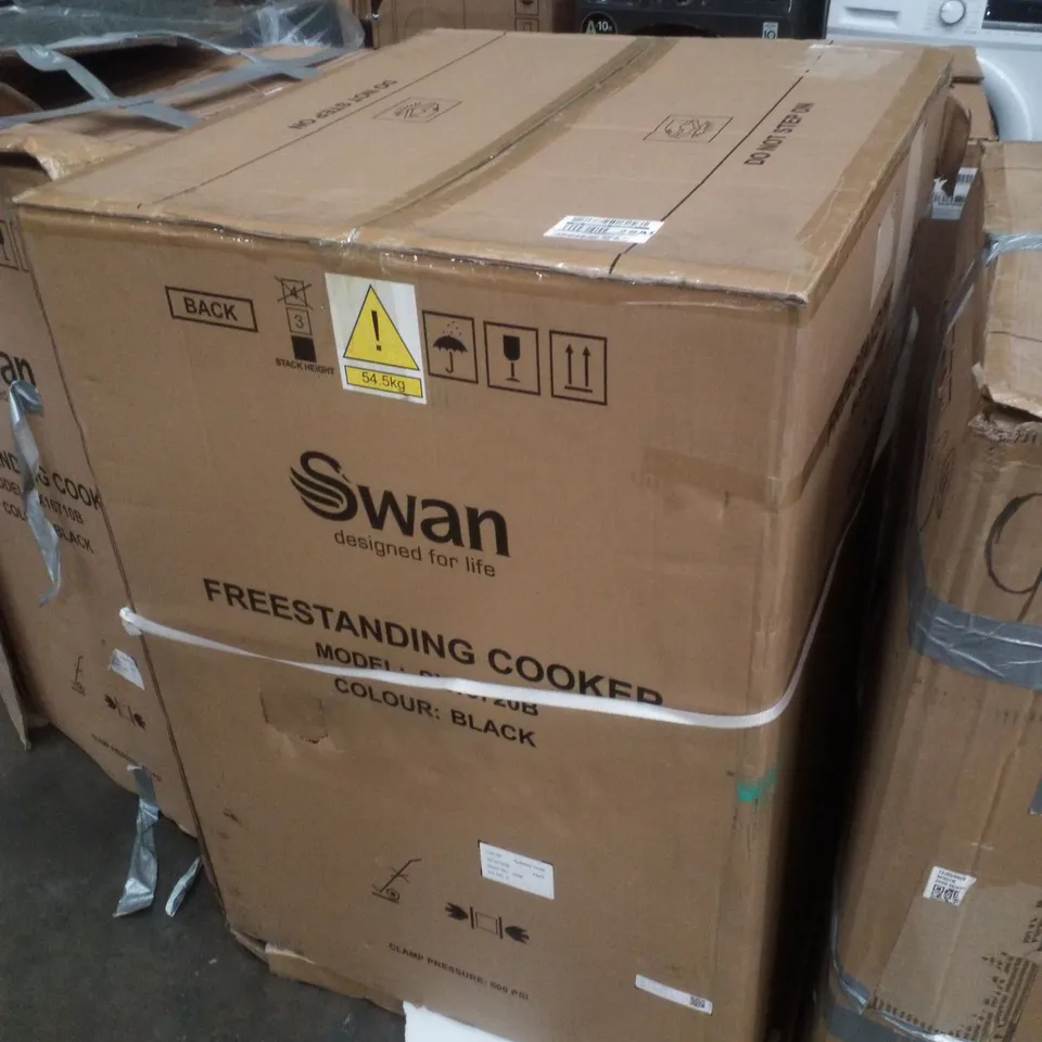 BOXED SWAN SX16720B 60CM ELECTRIC TWIN OVEN CERAMIC HOB COOKER - BLACK