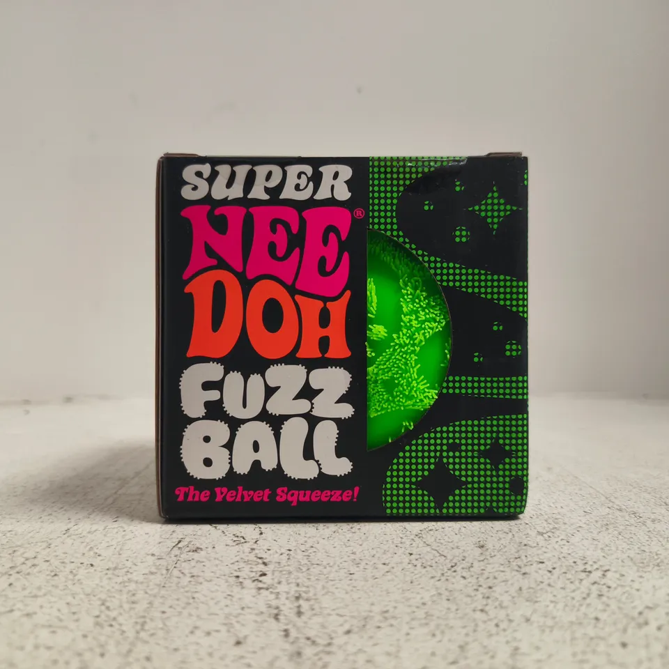 SUPER NEE DOH FUZZ BALL IN GREEN