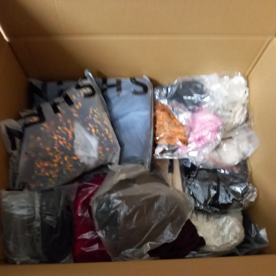 LARGE QUANTITY OF ASSORTED BAGGED CLOTHING ITEMS