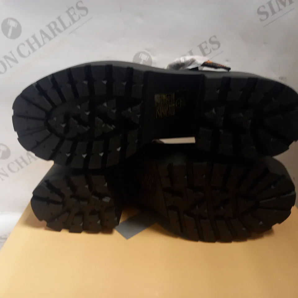 KOI VEGAN TOZO ORANGE STITCH MARY JANES - SIZE 4