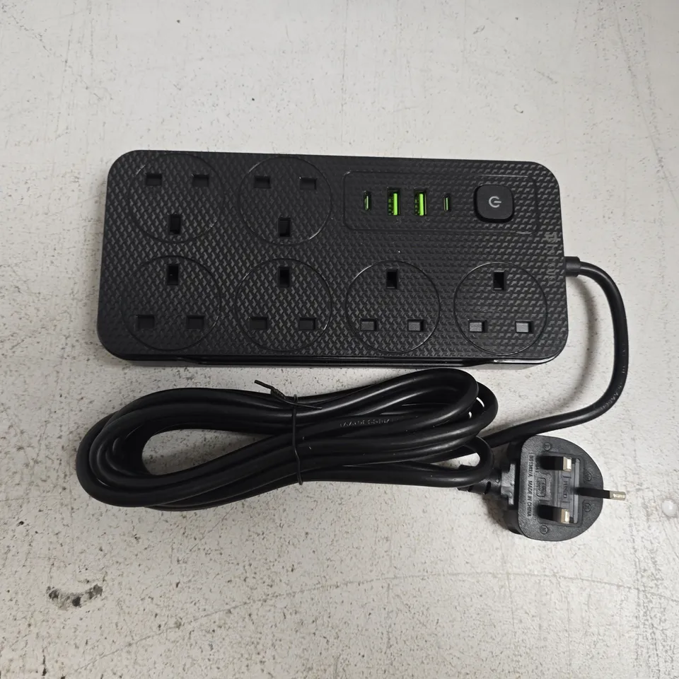 BOXED DINUOJO POWER STRIP IN BLACK