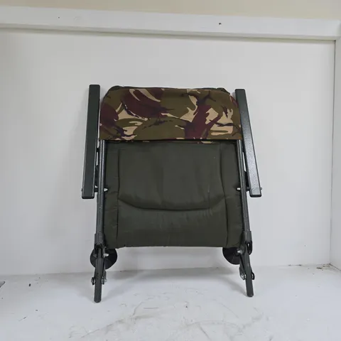 SABAR CAMOUFLAGE DESIGN CAMPING/FISHING PULL OUT CHAIR
