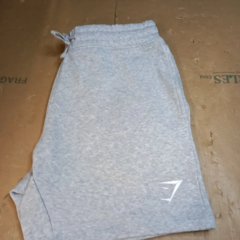 GYMSHARK FLEECED SHORTS SIZE M