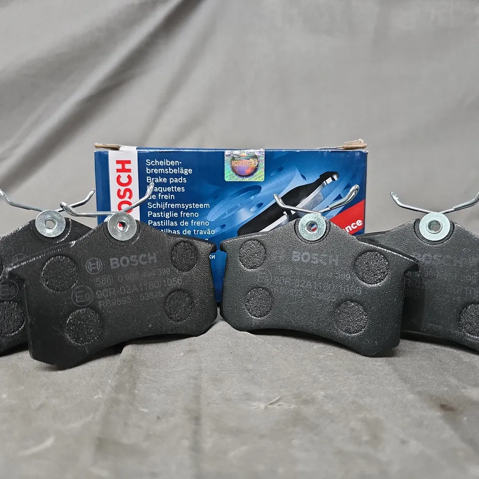BOSCH SET OF 4 BRAKE PADS FOR VARIOUS CARS/MODELS