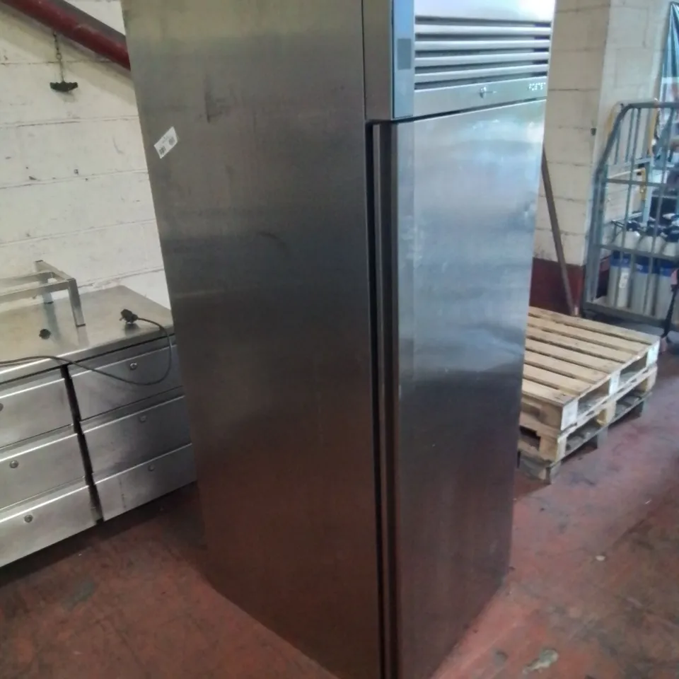  FOSTER COMMERCIAL EP700L ECOPRO G3 FREEZER (-18°/-21°C)