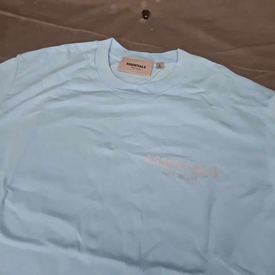 FEAR OF GOD ESSENTIALS LIGHT BLUE T-SHIRT WITH LOGO PRINT - SIZE S