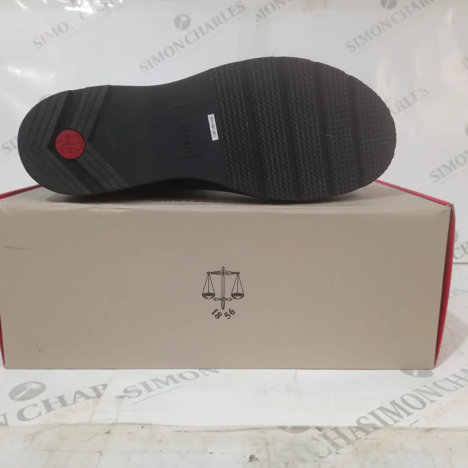 BOXED PAIR OF HUNTER ORIGINAL PLAY BOOTS IN BLACK UK SIZE 10
