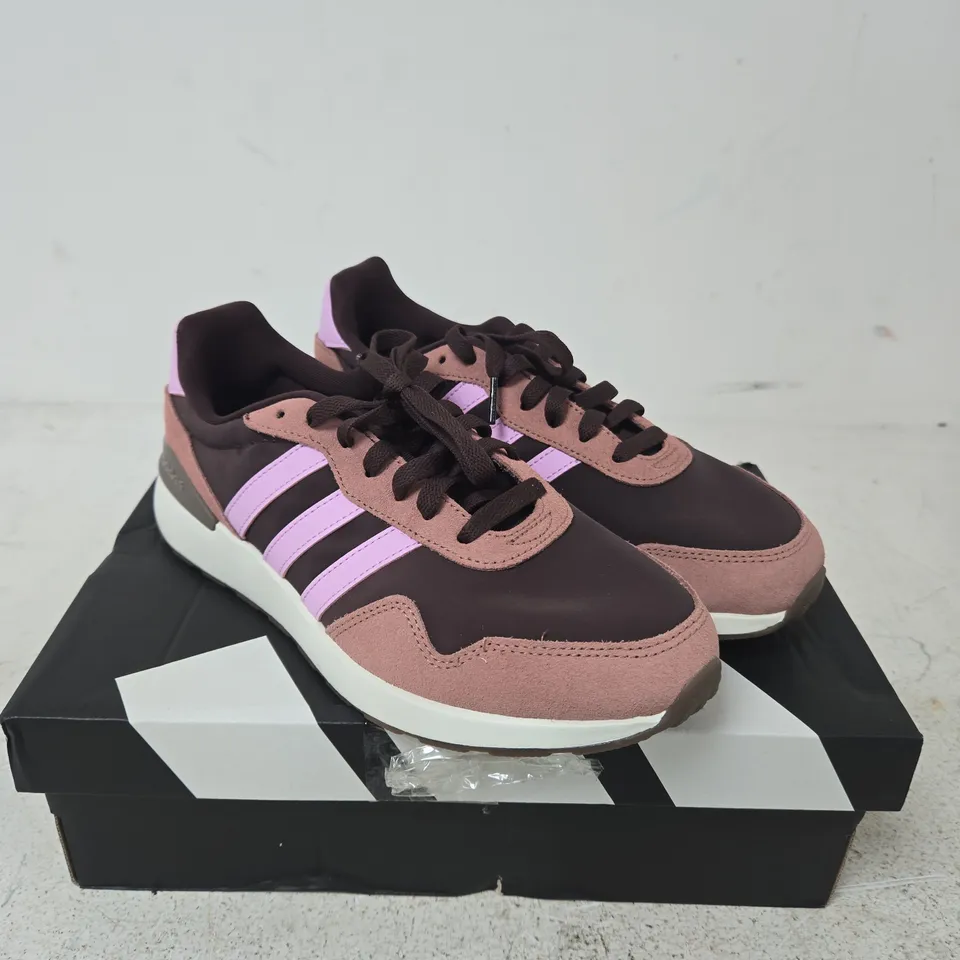 BOXED PAIR OF ADIDAS RUN 60S 4.0 TRAINERS - 6.5