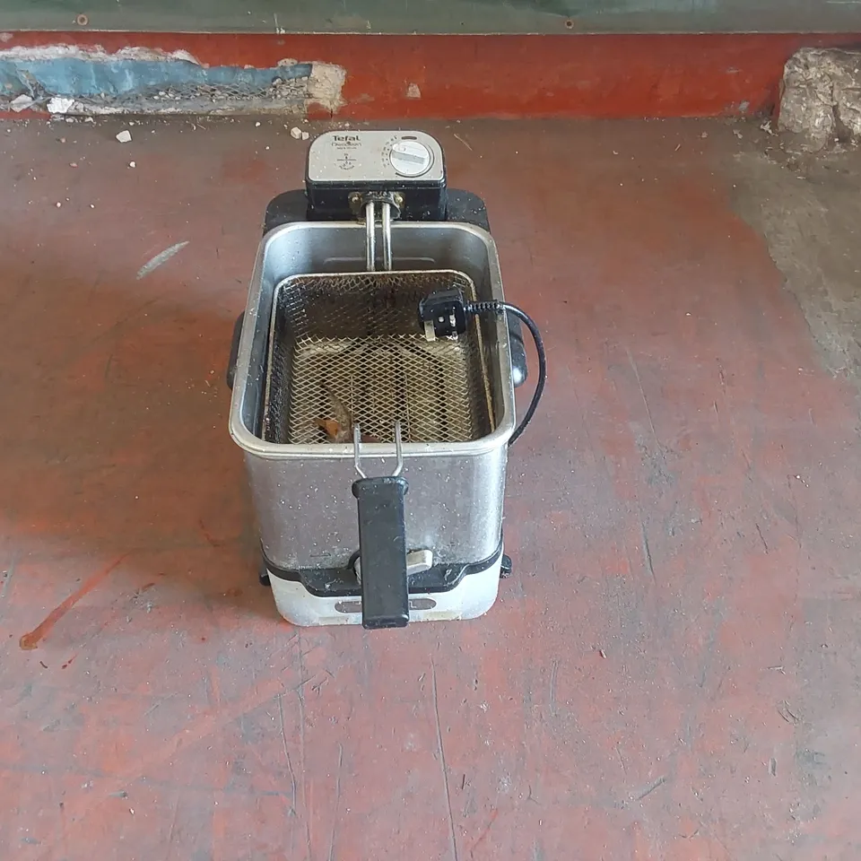 TEFAL TABLE-TOP FRYER