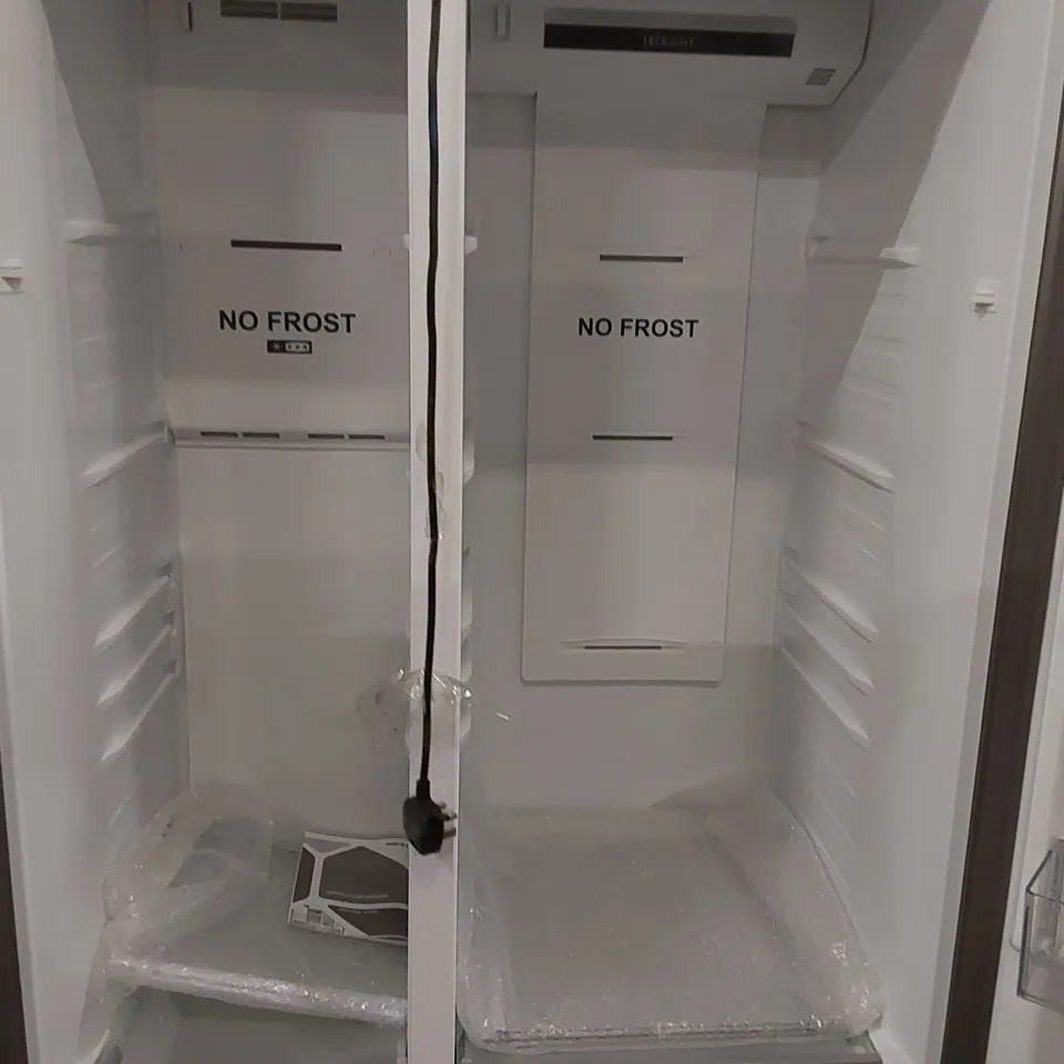 HAIER HSR3918ENPG AMERICAN FRIDGE FREEZER - SILVER
