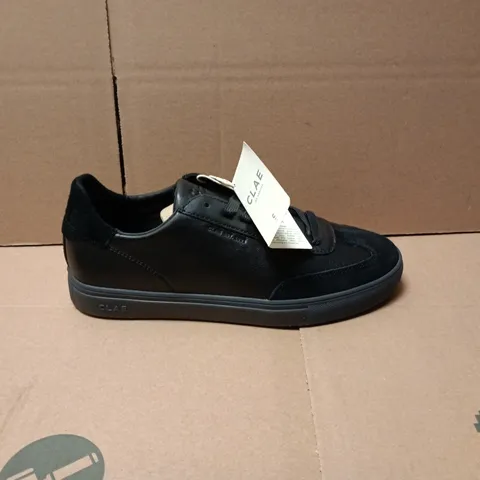 BOXED CLAE DEANE BLACK LEATHER TRAINERS – UK 8 (US 9, EU 42) 