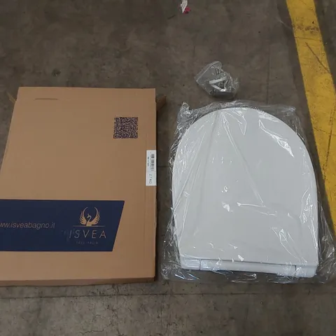 BOXED ISVEA TOILET SEAT 