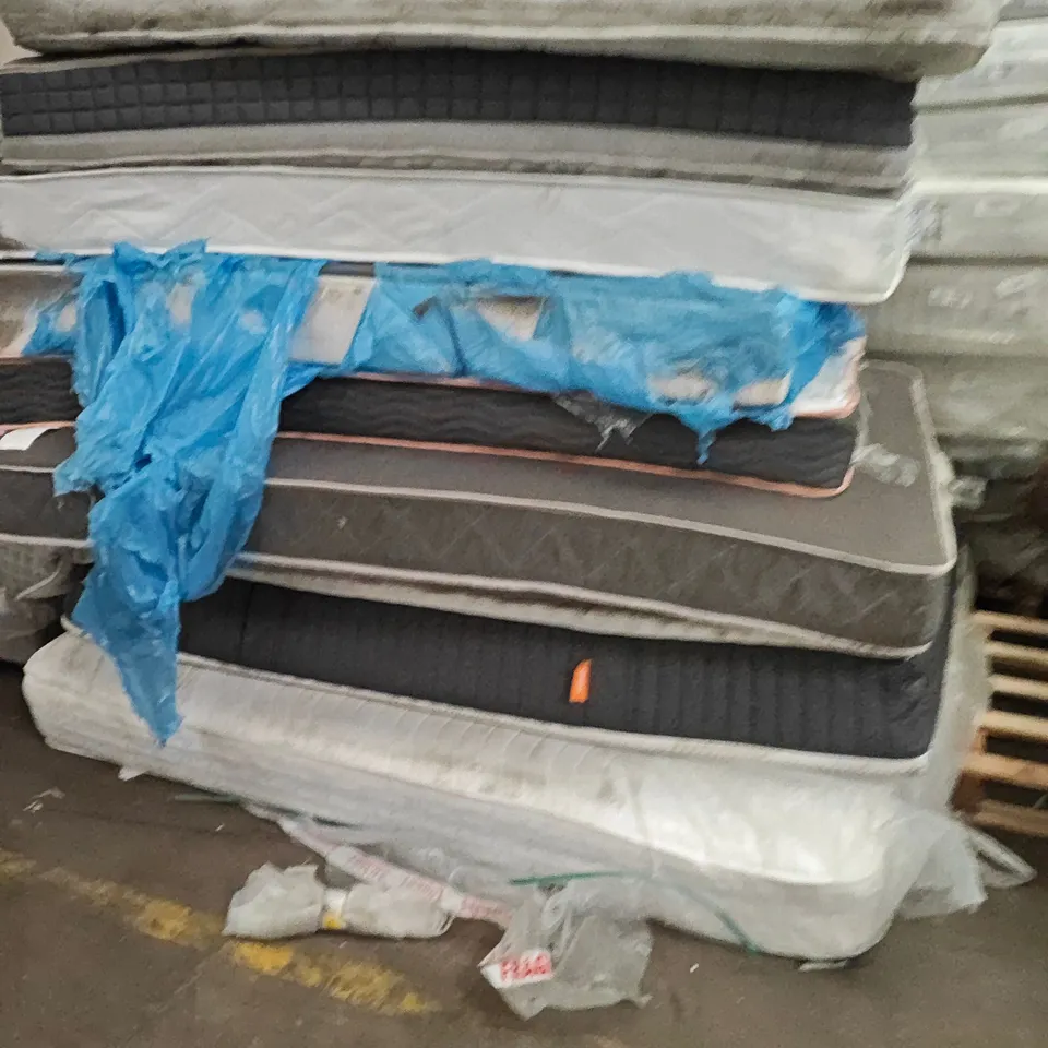 PALLET CONTAINING APPROXIMATELY 9 MATTRESSES SIZES VARY