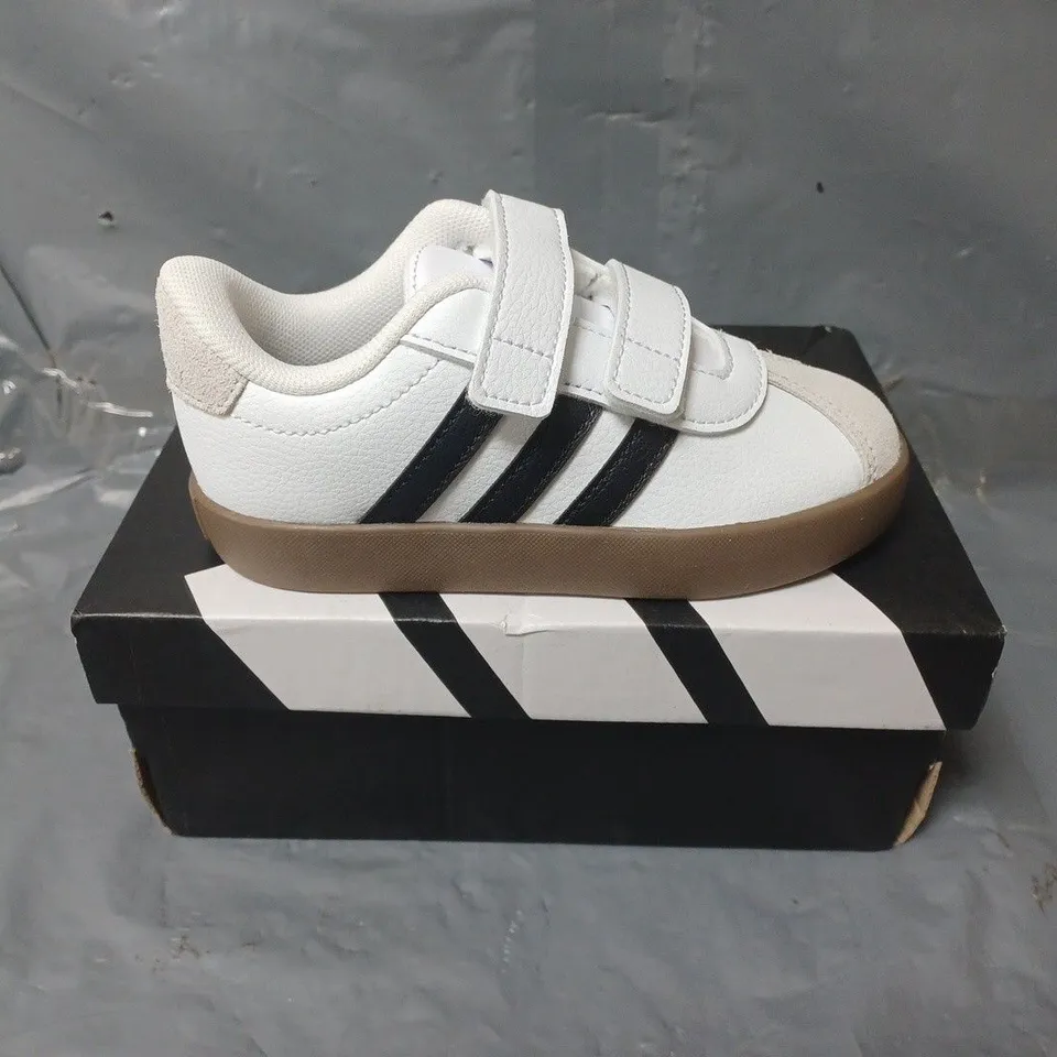 BOXED PAIR OF KIDS ADIDAS VL COURT 3.0 TRAINERS - UK SIZE 8 