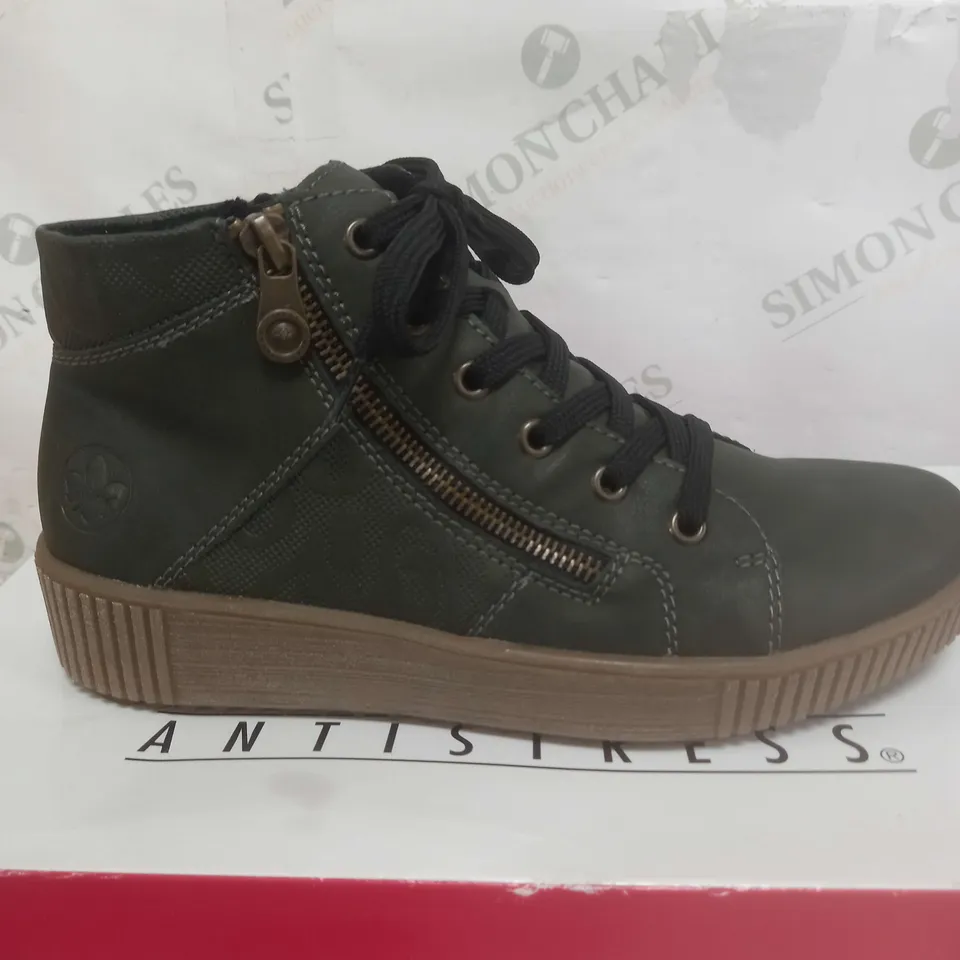 BOXED RIEKER HI TOP CUFFED TRAINERS, KHAKI - SIZE 5