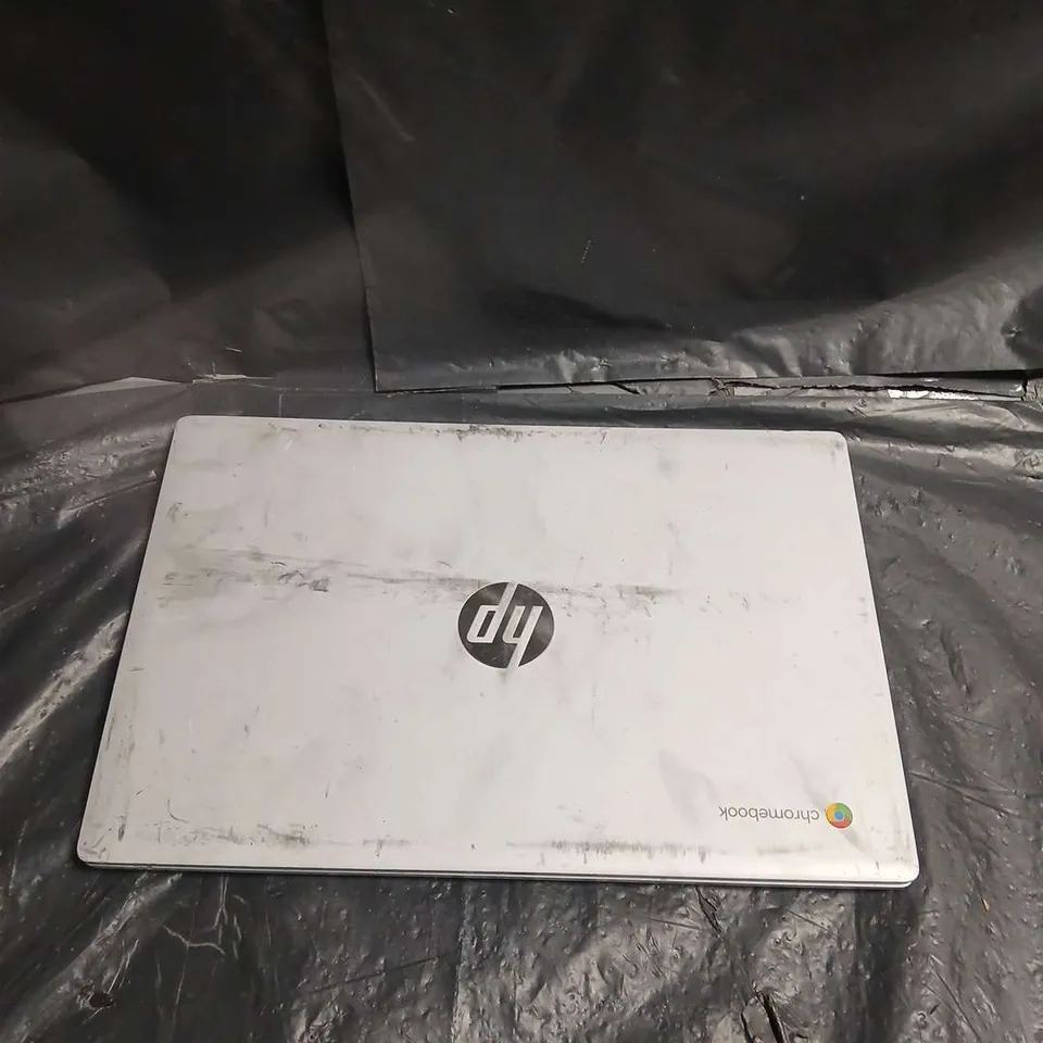 HP CHROMEBOOK LAPTOP – CHROME OS - SILVER