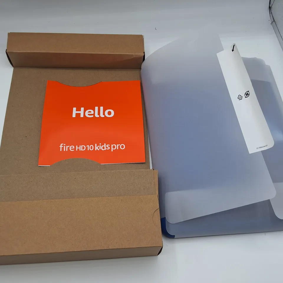 BOXED AMAZON FIRE HD10 KIDS PRO 13TH GEN 32GB IN BLUE