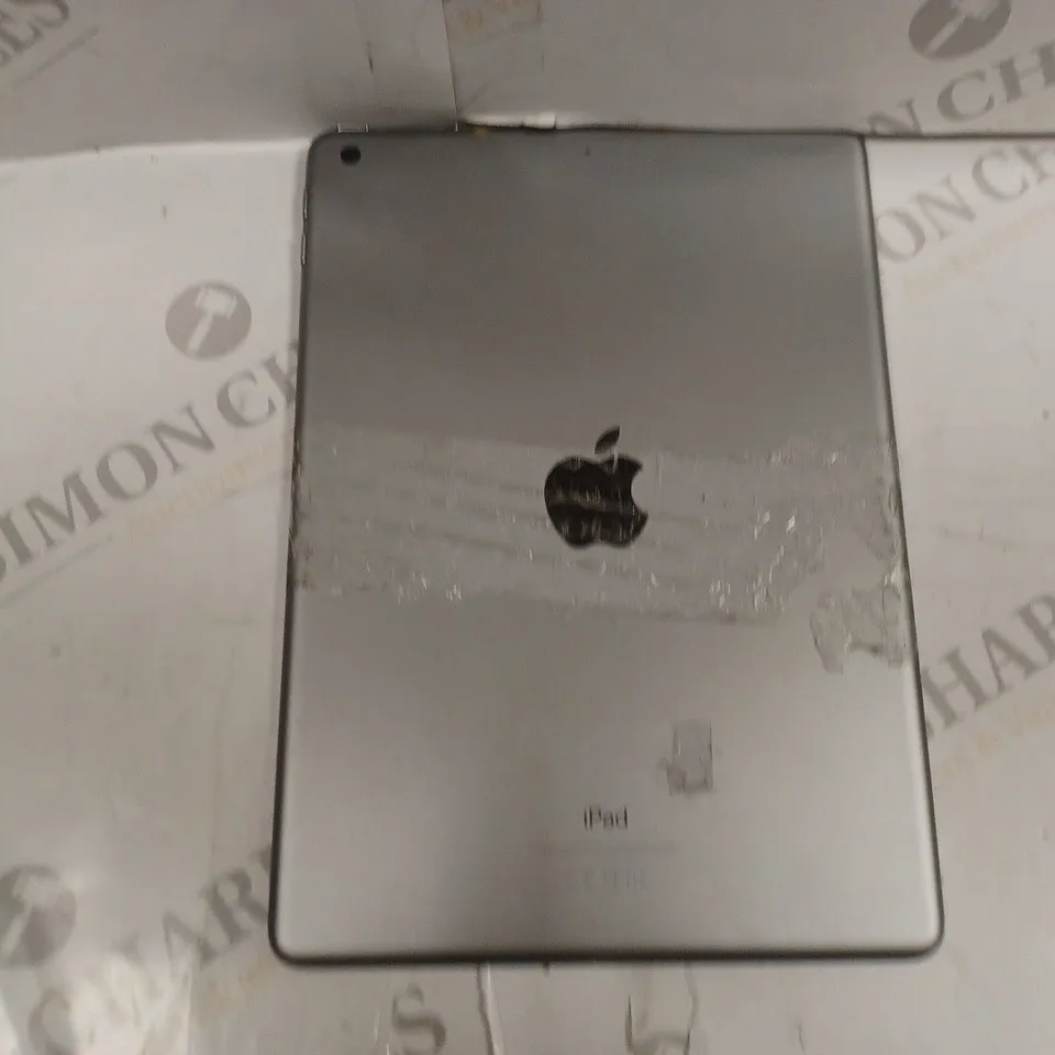 APPLE IPAD 9.7