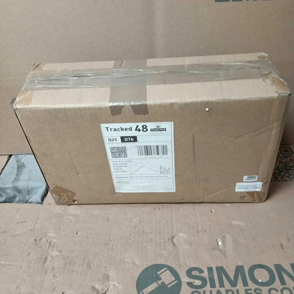 2 X SANTA IN SLEIGH WITH REINDEER ORNAMENT – DECORATIVE CHRISTMAS FIGURINE BOXED