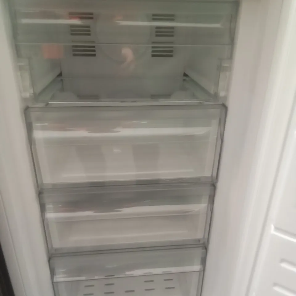SWAN TALL 50/50 FRIDGE FREEZER - WHITE