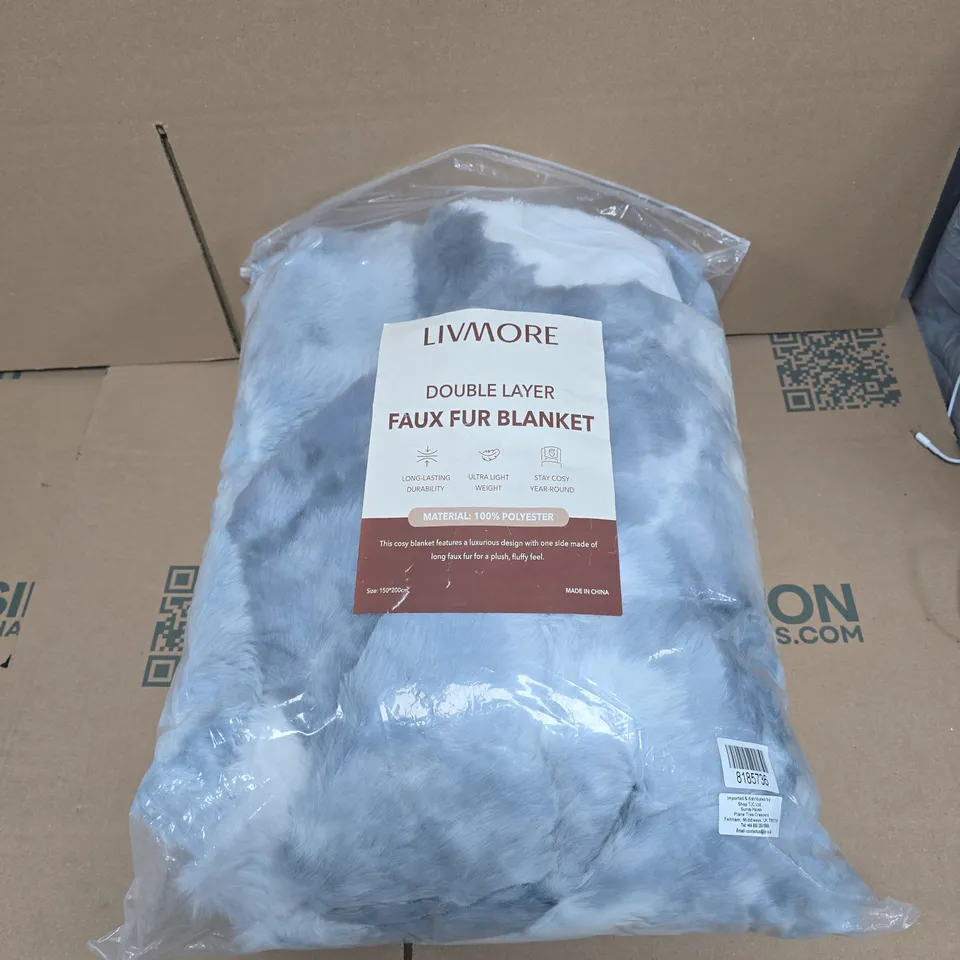 LIVMORE DOUBLE LAYER FAUX FUR BLANKET – 50 X 200 CM